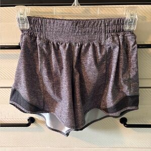 Lululemon Hotty Hot shorts in grey